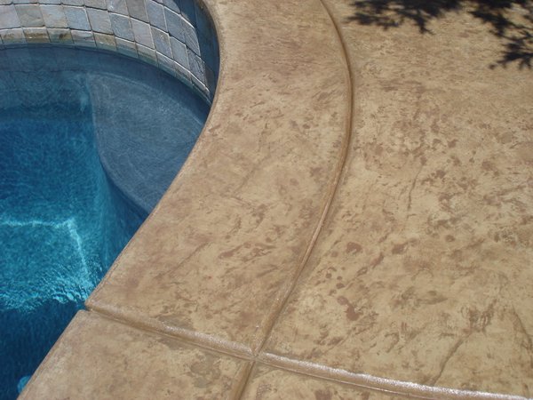 Custom Swimming Pool Deck Design